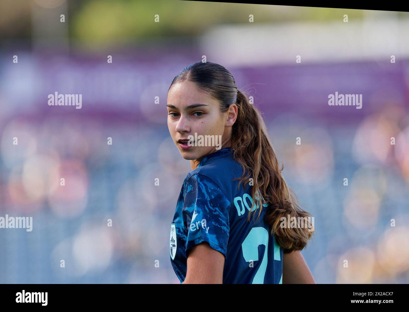 Gosford, Australien. April 2024. Indiana Dos Santos vom Sydney FC sieht beim 1-Halbfinalspiel der A-League Frauen zwischen den Central Coast Mariners und Sydney FC im Industree Group Stadium am 21. April 2024 in Gosford, Australien Stockfoto