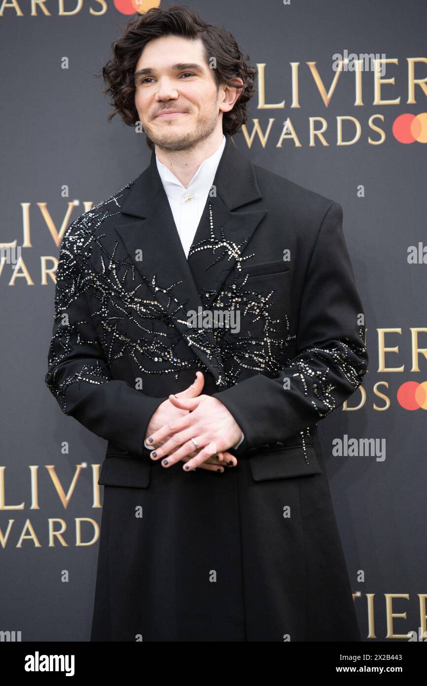 London, Großbritannien. April 2024. Im Bild: FRA Fee nimmt an den Olivier Awards 2024 in der Royal Albert Hall Teil. Quelle: Justin Ng/Alamy Stockfoto