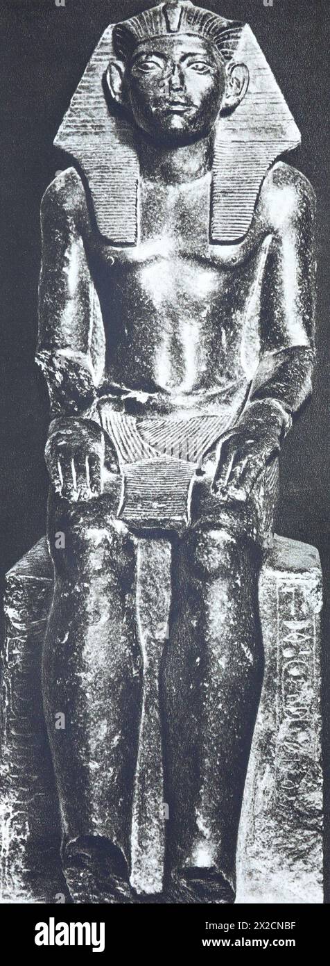 Pharao Amenemhat III Statue aus schwarzem Granit. Foto aus der Mitte des 20. Jahrhunderts. Stockfoto