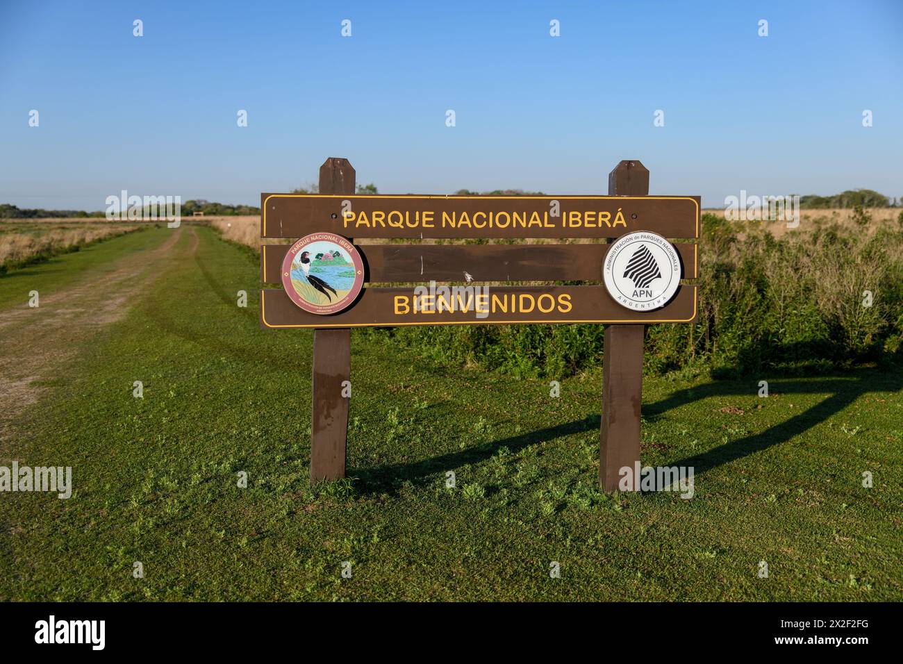 Geografie / Reise, Argentinien, Schild Nationalpark Iberá, nahe Cambyretá, Esteros del Iberá, ADDITIONAL-RIGHTS-CLEARANCE-INFO-NOT-AVAILABLE Stockfoto