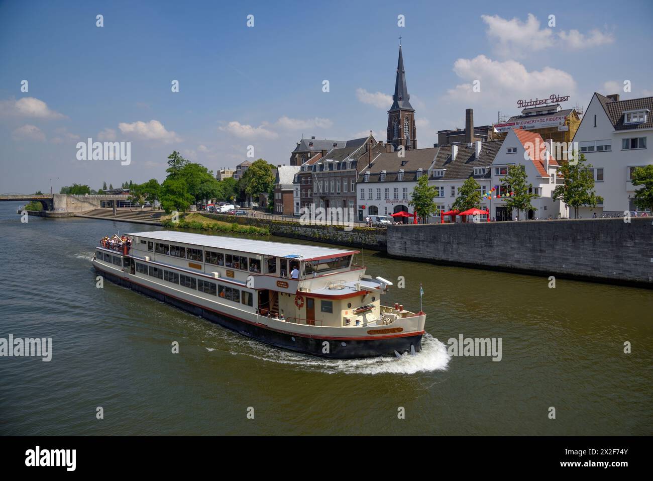 Geografie / Reise, Niederlande, Holland, Ausflugsboot auf der Maas, Maastrichtian, ADDITIONAL-RIGHTS-CLEARANCE-INFO-NOT-AVAILABLE Stockfoto