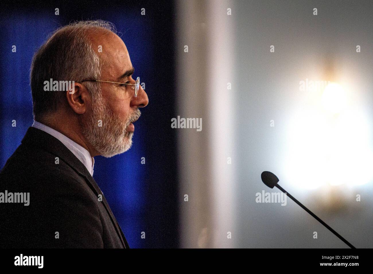 Wöchentlicher Presser des Sprechers des iranischen Außenministeriums Nasser Kanaani am 22. April in Teheran, Gebäude des Außenministeriums. Copyright: XMohsen_Rezaeix _MG_2408 Stockfoto