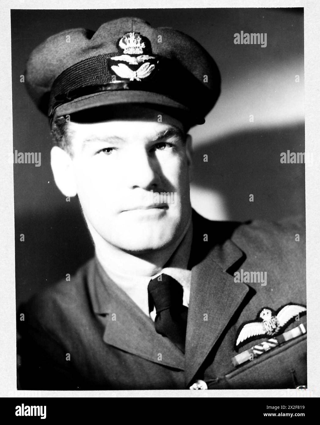 Die Royal Air Force führte von 1940 bis 1945 Verteidigungs- und Offensive-Missionen in Großbritannien durch, darunter Luftpatrouillen, Nacht- und Tagesbombenangriffe und Unterstützung militärischer Operationen im Zweiten Weltkrieg Stockfoto