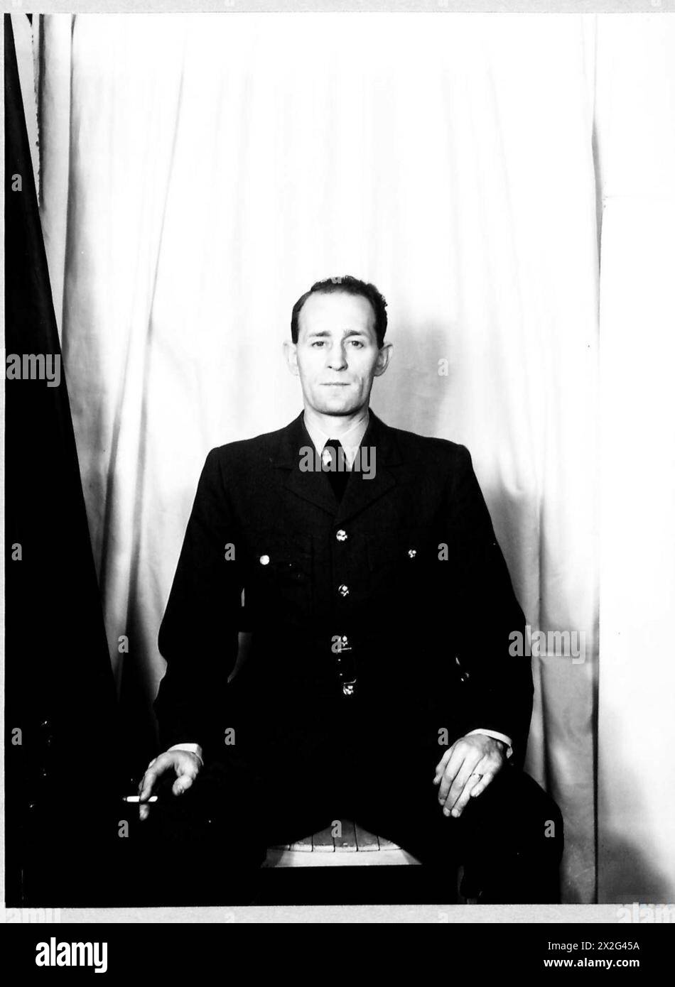 Die Royal Air Force verteidigte das Vereinigte Königreich während des Zweiten Weltkriegs, insbesondere in der Schlacht um Großbritannien, wo es Angriffe der deutschen Luftwaffe abwehrte. Sie expandierte rasch und umfasste Mitarbeiter aus dem britischen Commonwealth und exilierte Europäer. Die RAF führte strategische Bombenangriffe über Deutschland durch und leistete taktische Unterstützung in verschiedenen Theatern. Stockfoto