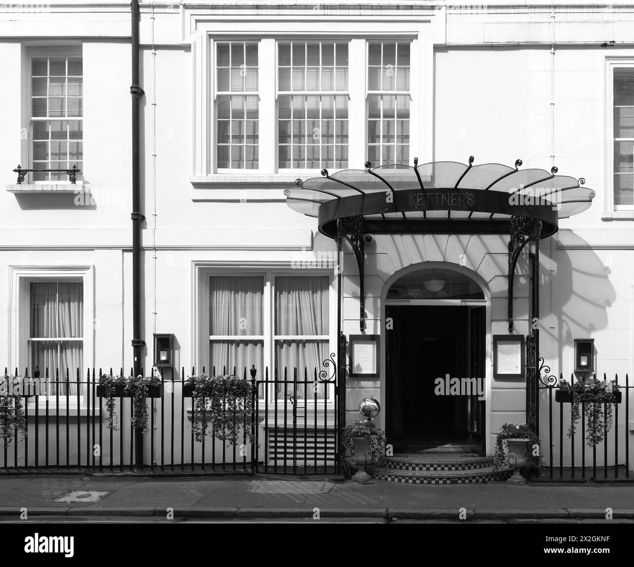 Kettner's Townhouse Restaurant, Champagner Bar und Hotel, Soho, London, England. Stockfoto