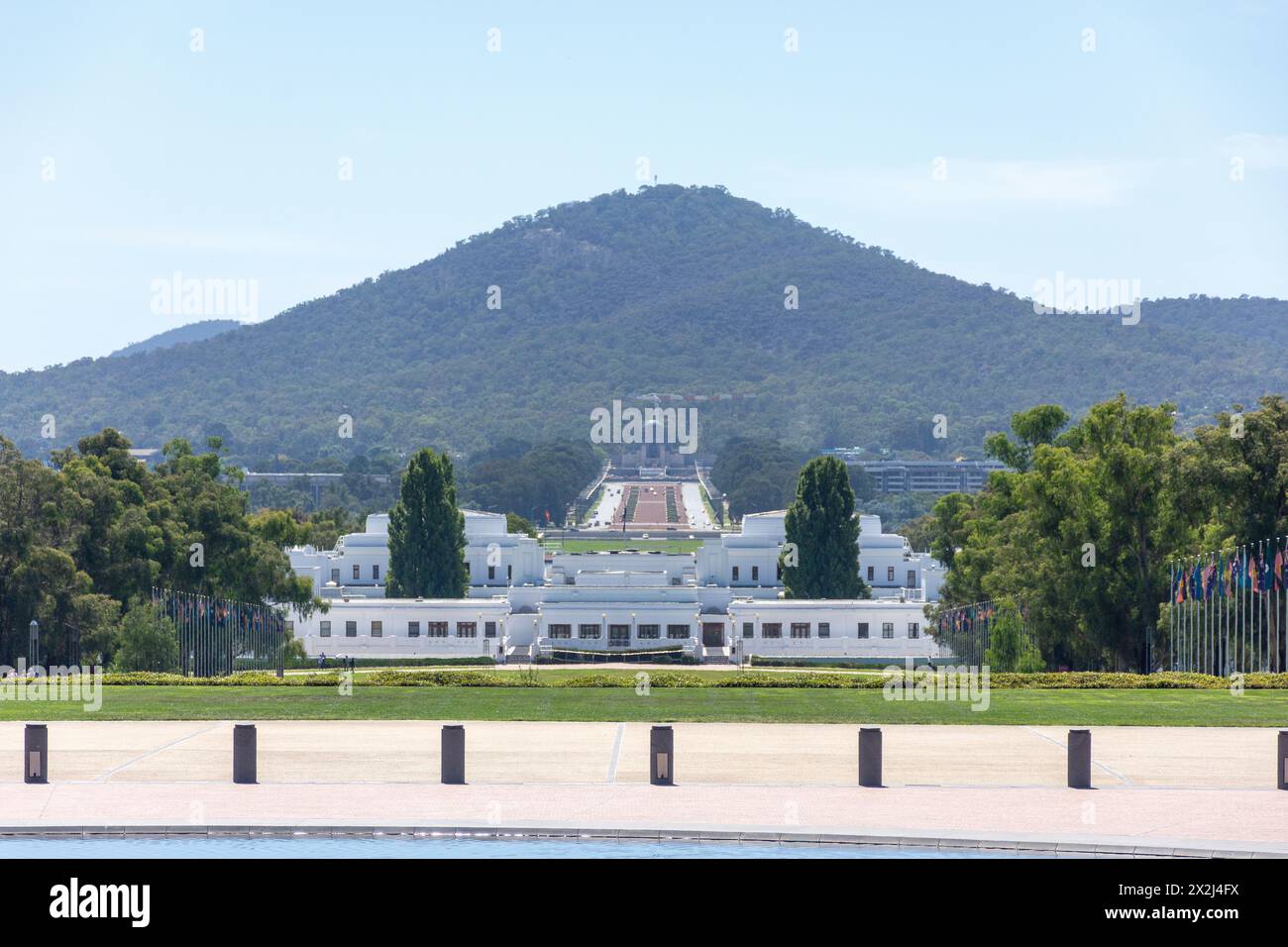 Old Parliament House und Red Hill von Capital Hill, King George Terrace, Canberra, Australian Capital Territory, Australien Stockfoto