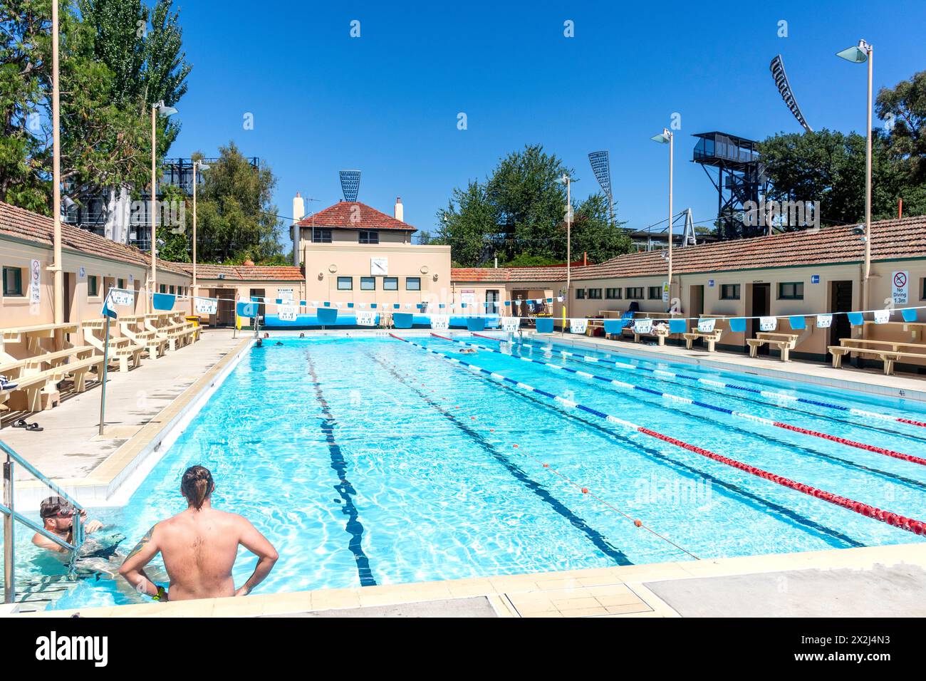 Art Deco Manuka Swimmingpool, New South Wales Crescent, Manuka, Canberra, Australian Capital Territory, Australien Stockfoto