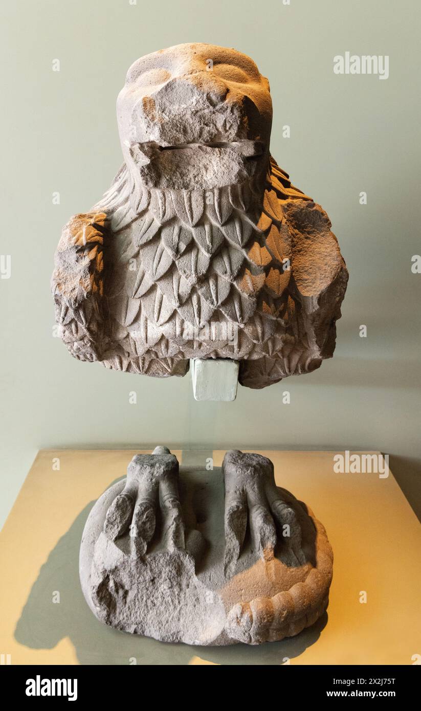 Aztekische Kunst – Skulptur eines kombinierten Adlers und jaguar, die ihre Stärke zu einem mythischen Tier zusammenführen. Mexiko des 15. Jahrhunderts - die antike Zivilisation Stockfoto