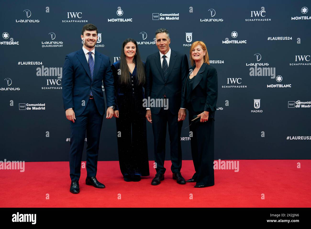 Madrid. Spanien. 20240422, Miguel Indurain, Marisa Lopez de Goicoechea nimmt an den Laureus World Sports Awards Madrid 2024 Teil - Roter Teppich im Palacio de Cibeles am 22. April 2024 in Madrid, Spanien Credit: MPG/Alamy Live News Stockfoto
