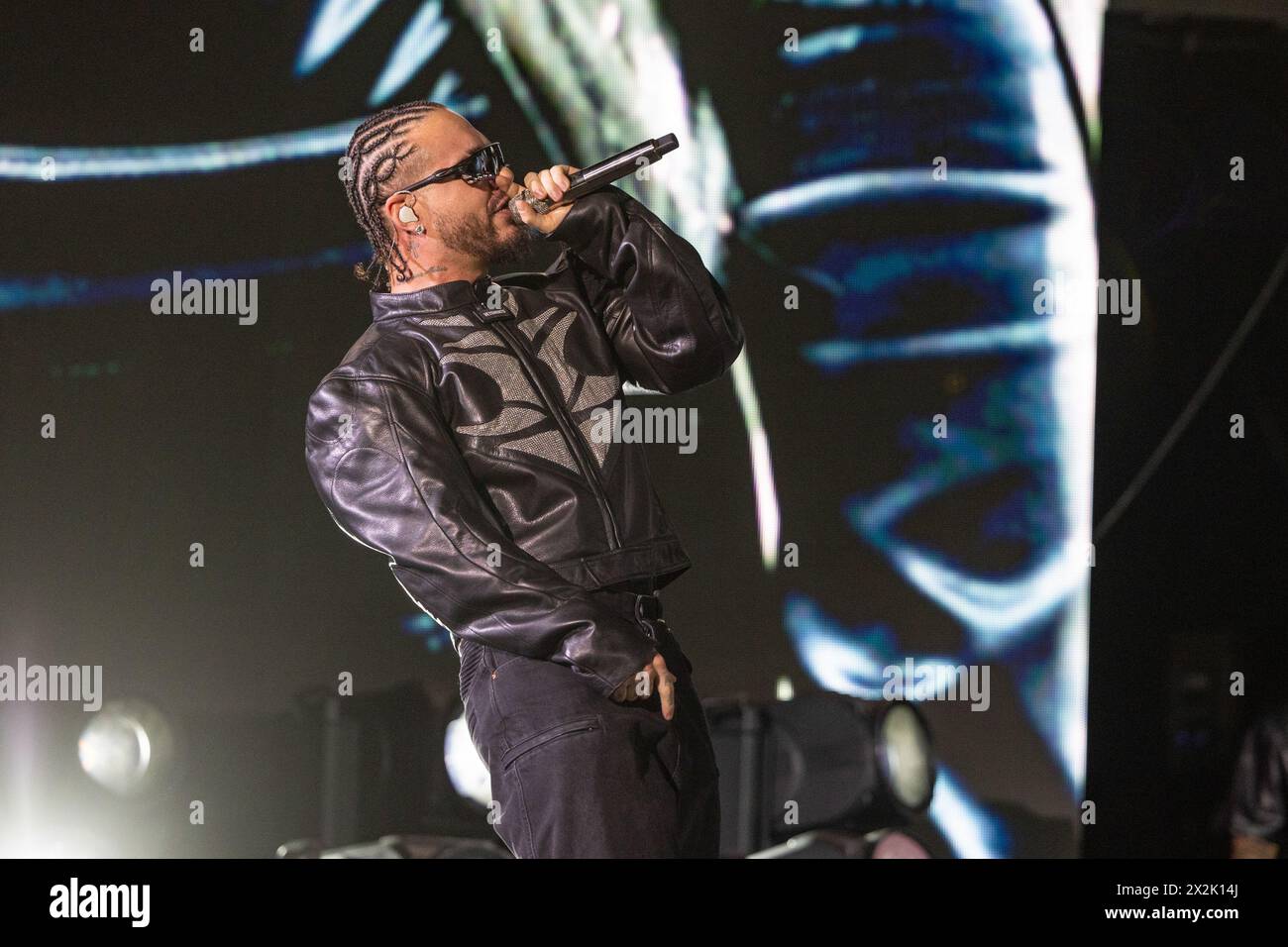 Indio, USA. April 2024. J Balvin während des Coachella Music Festivals im Empire Polo Club am 21. April 2023 in Indio, Kalifornien (Foto: Daniel DeSlover/SIPA USA) Credit: SIPA USA/Alamy Live News Stockfoto