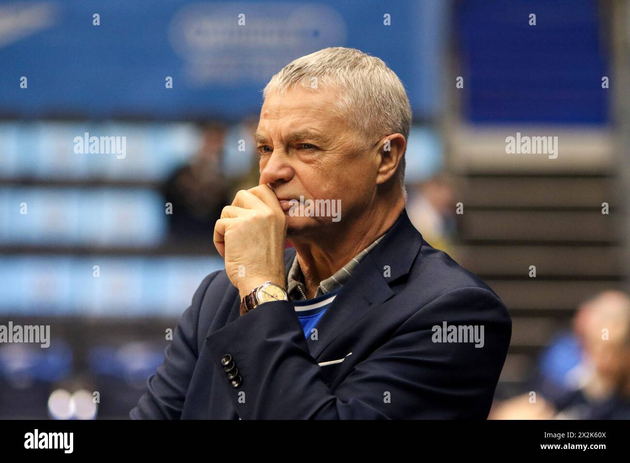 Sankt Petersburg, Russland. April 2024. Alexander Medwedew, Vorsitzender des Vorstands des FC Zenit, wurde während des Basketballspiels der VTB United League, dem ersten Spiel der VTB United League 1/4, zwischen Zenit St. Petersburg und Uralmash Jekaterinburg in der „Kck Arena“ gesehen. Endpunktzahl: Zenit 98:82 Uralmash. Die Partitur der Serie: Zenit 1:0 Uralmash. Quelle: SOPA Images Limited/Alamy Live News Stockfoto