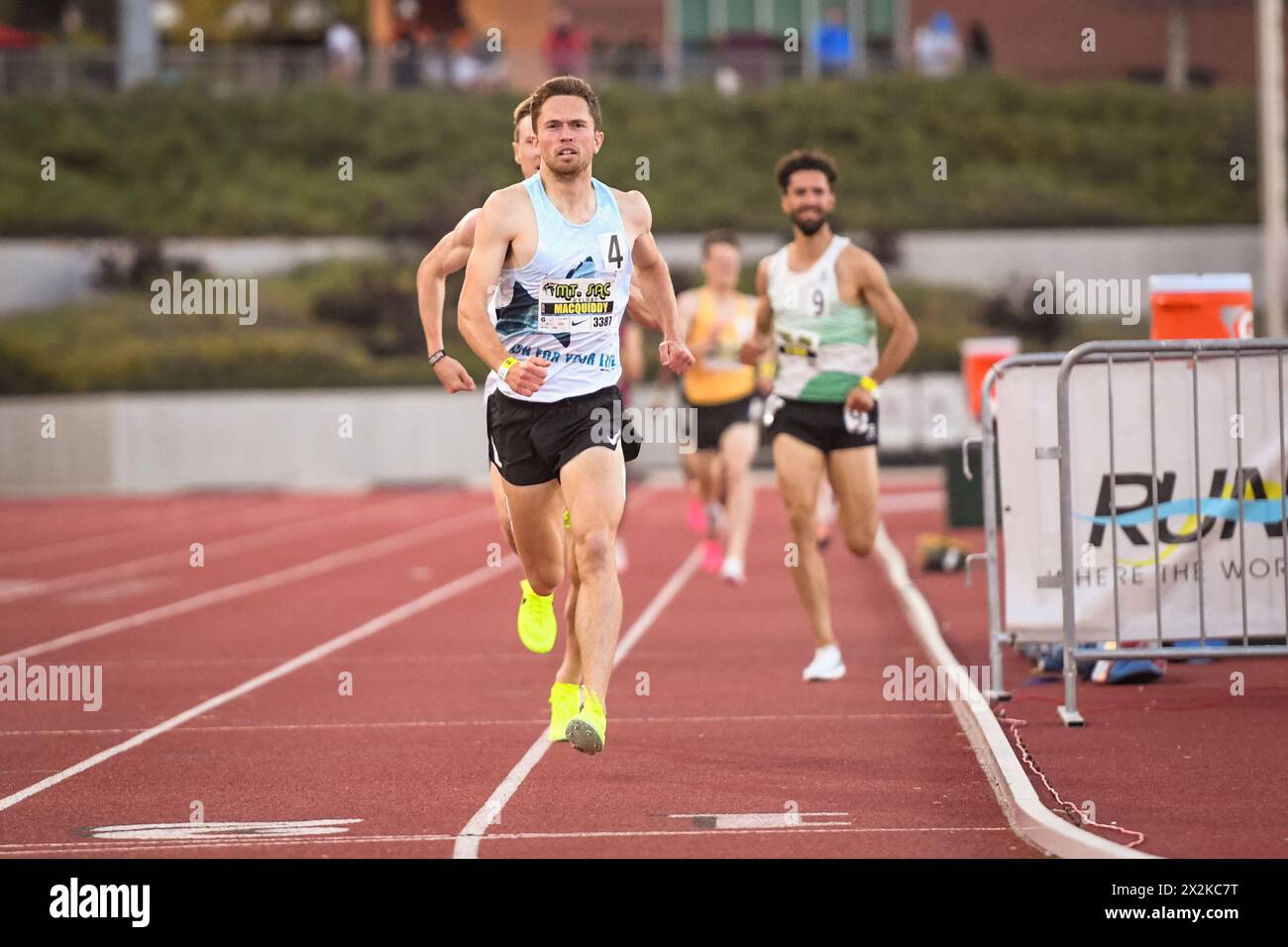 Garret MacQuiddy gewinnt die 1500 m langen Männer während der 64. Mt. San Antonio College Relays im Hilmer Lodge Stadium am Freitag, den 19. April 2024, in Walnut, Kalifornien Stockfoto
