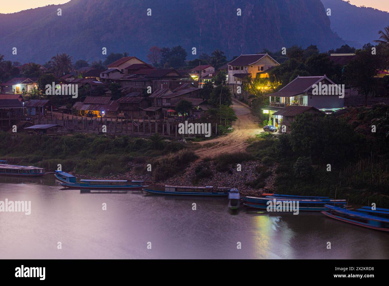 Abendblick auf Nong Khiaw, Laos Stockfoto Abendblick auf Nong Khiaw, Laos Stockfoto