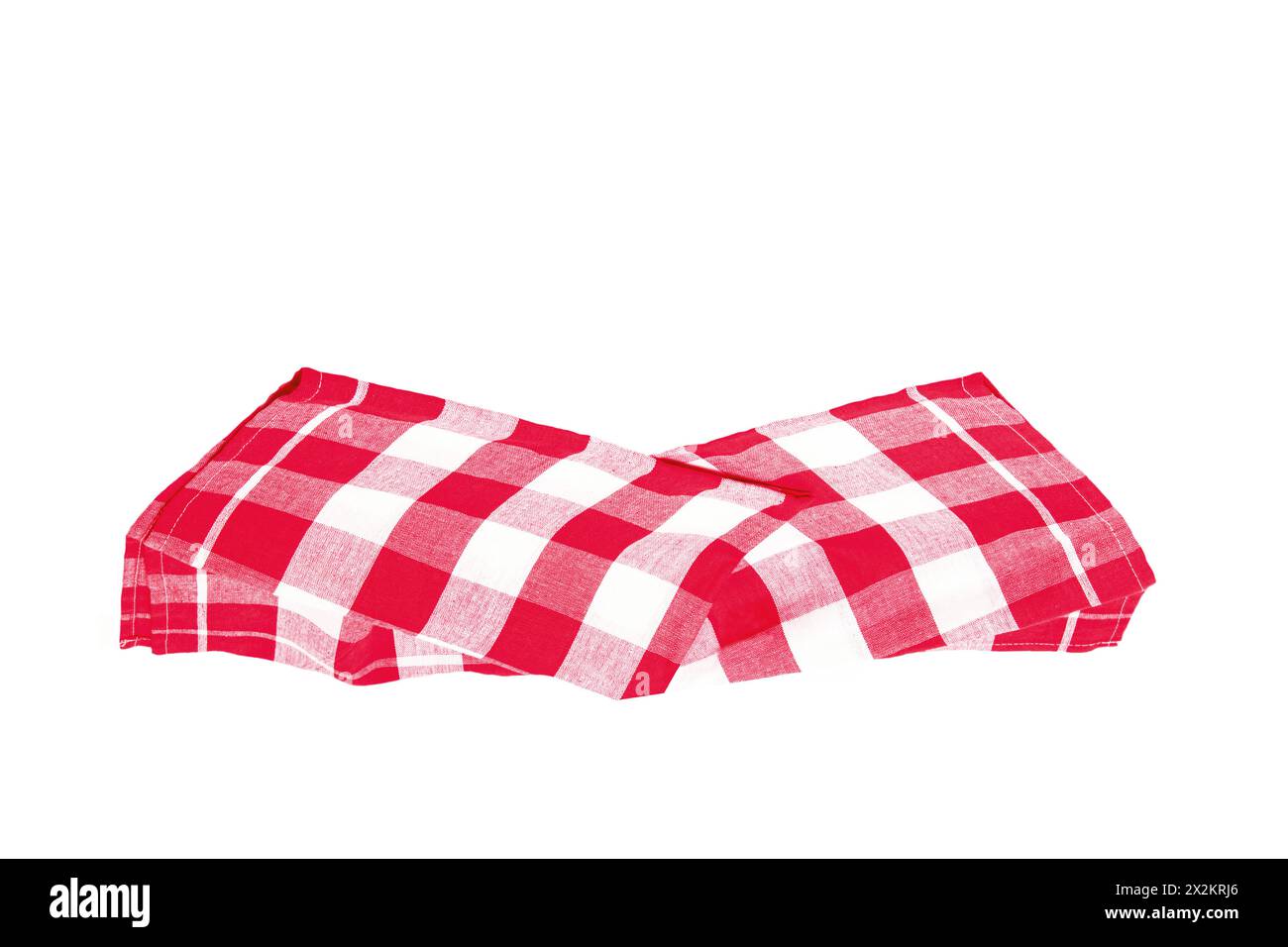 Nahaufnahme einer rot-weiß karierten Serviette oder Tischdecke, isoliert auf weißem Hintergrund. Küchenzubehör. Draufsicht. Stockfoto