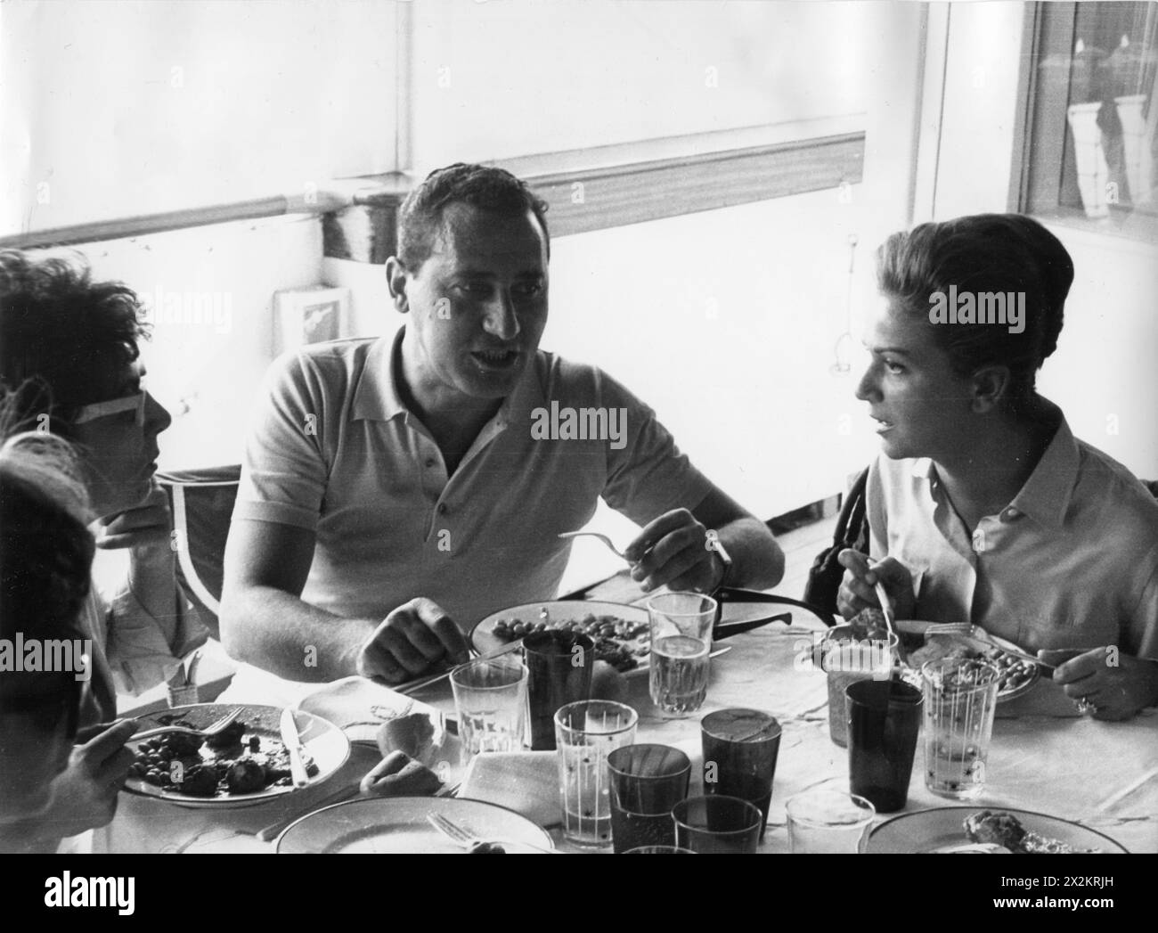 Sordi, Alberto, 15.6.1920 - 24.2,2003, italienischer Schauspieler, beim Essen, ADDITIONAL-RIGHTS-CLEARANCE-INFO-NOT-AVAILABLE Stockfoto