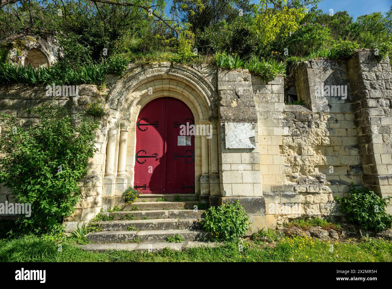 Chinon, 13. April 2024: Die Chapelle Sainte-Radegonde Stockfoto