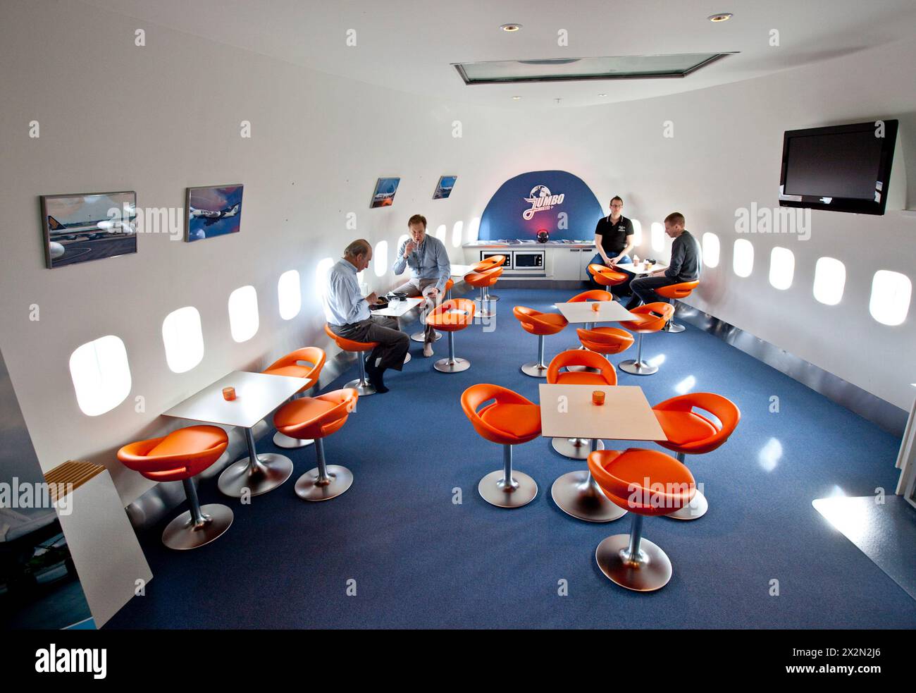 JUMBO-HOTEL IN EINER STILLGELEGTEN BOEING 747 IN STOCKHOLM Stockfoto
