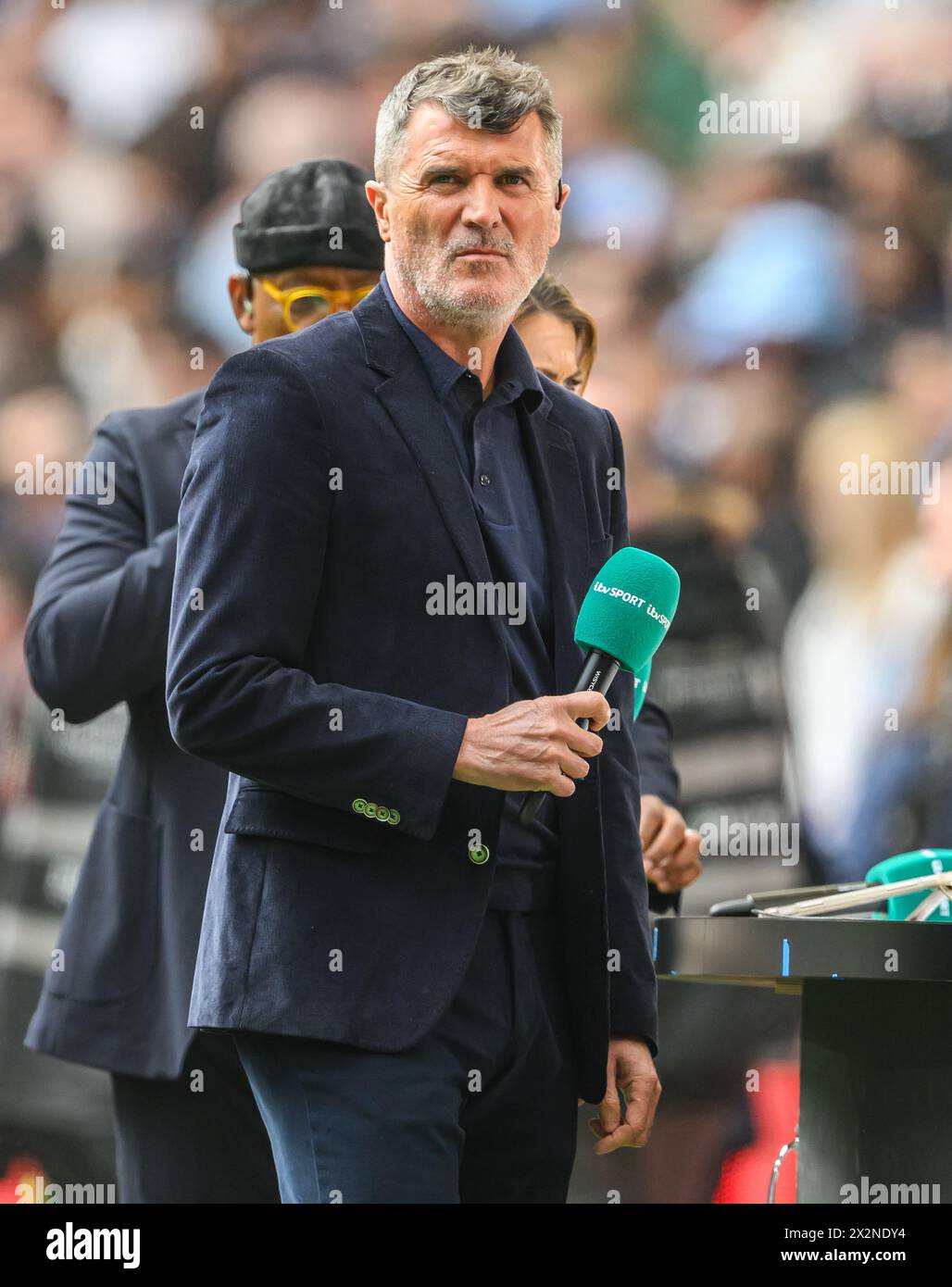 London, Großbritannien. April 2024 - Manchester United gegen Coventry City - Halbfinale des FA Cup - Wembley. Ex-Profi-Fußballspieler und jetzt tv-Fußballexperte Ian Wright. Bildnachweis: Mark Pain / Alamy Live News Stockfoto