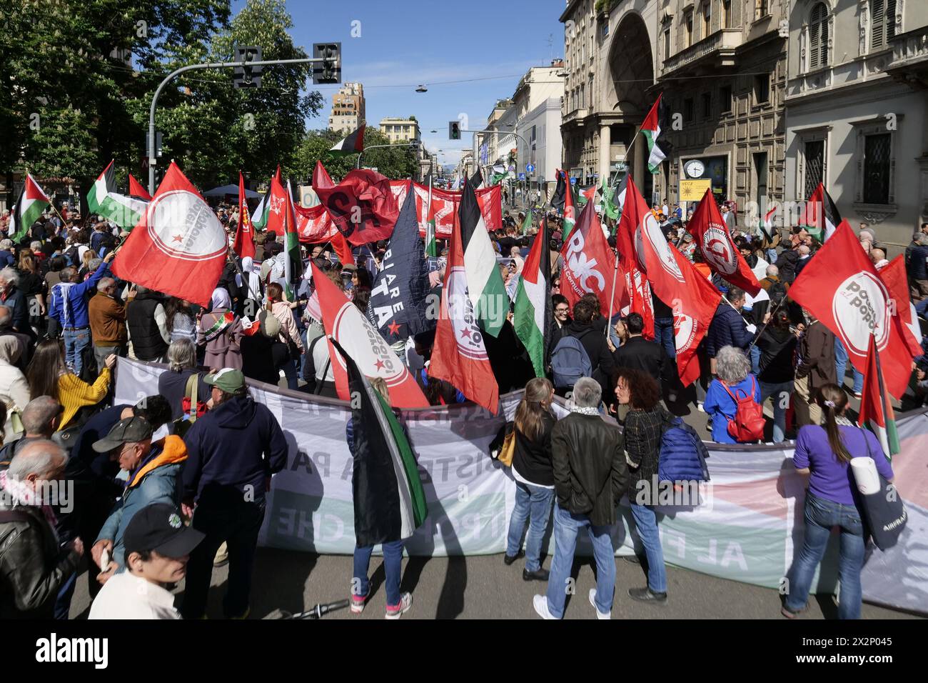 Demonstration in Mailand für das freie Palästina und gegen die globale Verschmutzung auf der Straße Venedig, Lombardei, Italien Stockfoto