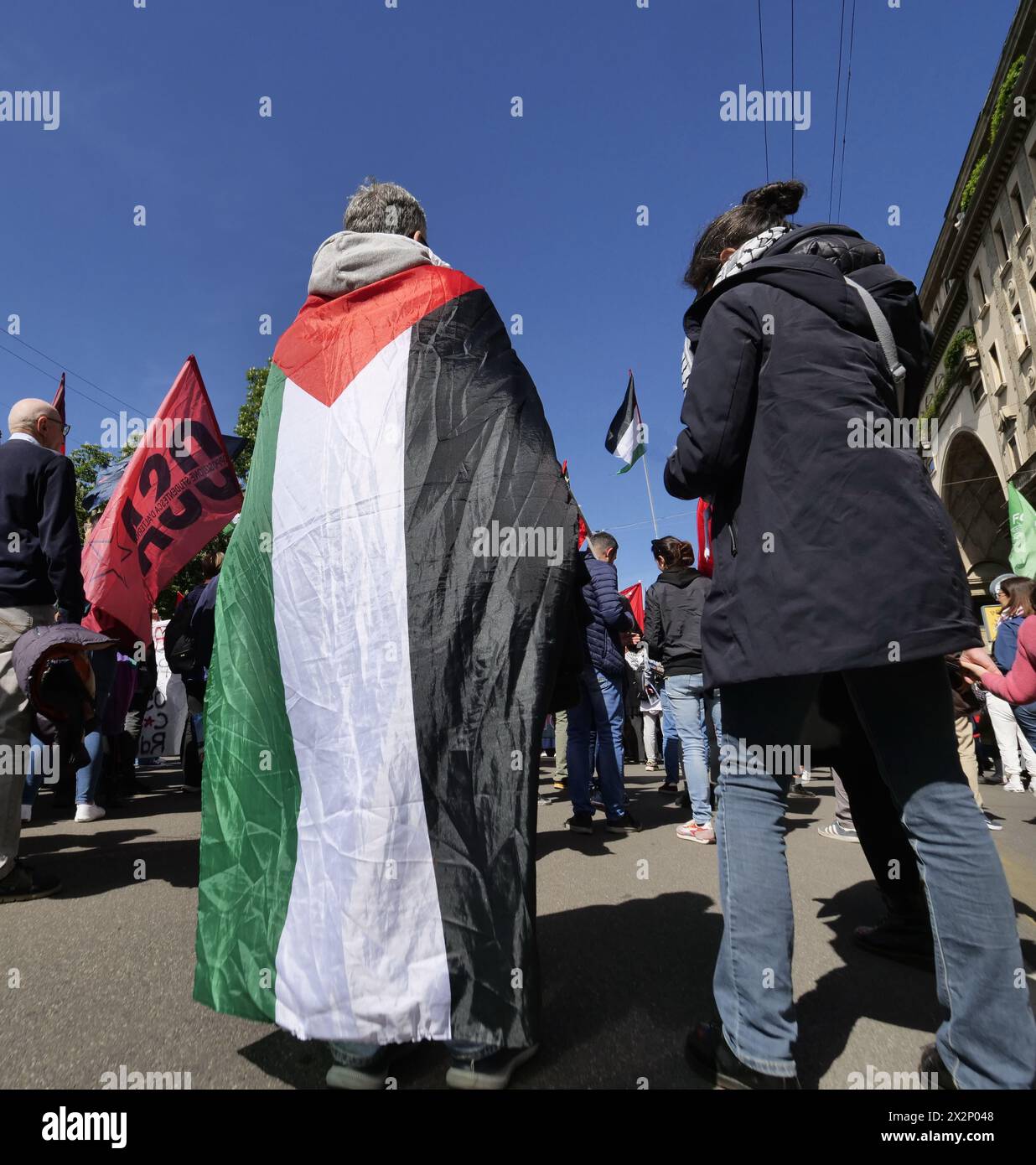 Demonstration in Mailand für das freie Palästina und gegen die globale Verschmutzung auf der Straße Venedig, Lombardei, Italien Stockfoto