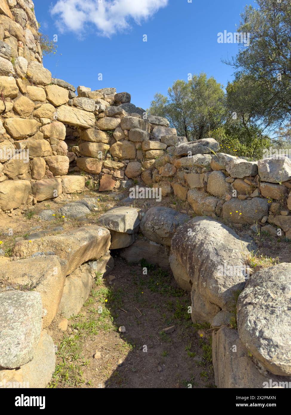 Archäologische Stätte von Nuraghe La Prisgiona - arzachena - Nord Sardinien Stockfoto