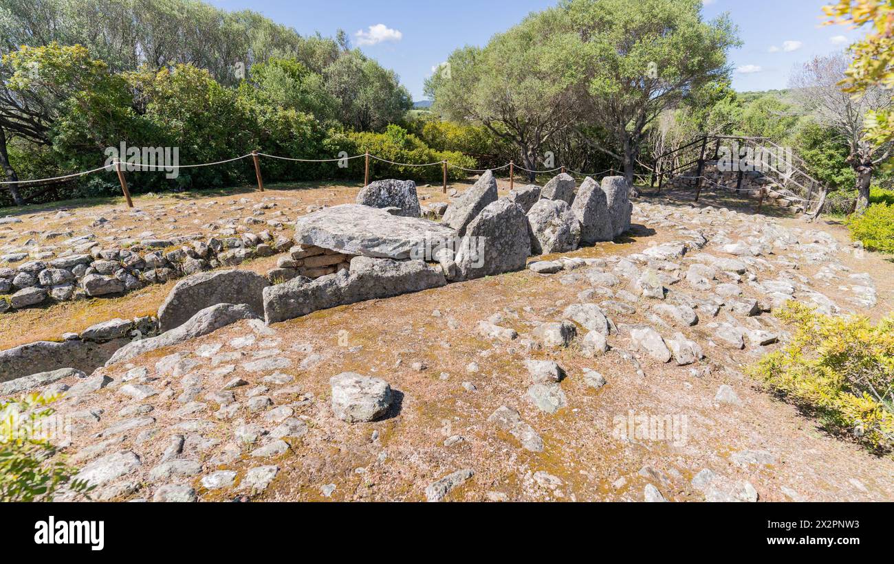 Riesengruft von Li lolghi arzachena und Li muri Nekropolis Stockfoto