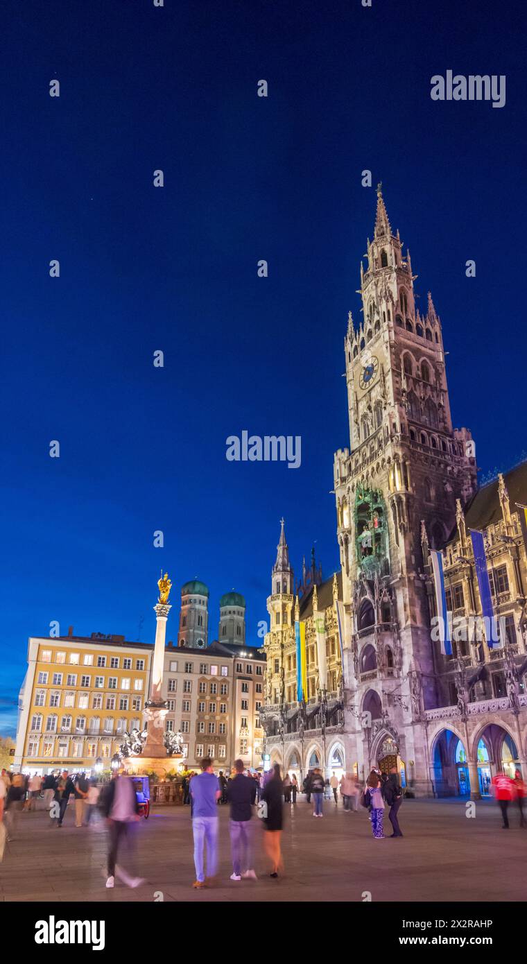 München, München: Rathaus, Marienplatz, Frauenkirche in Oberbayern, Bayern, Bayern, Deutschland Stockfoto