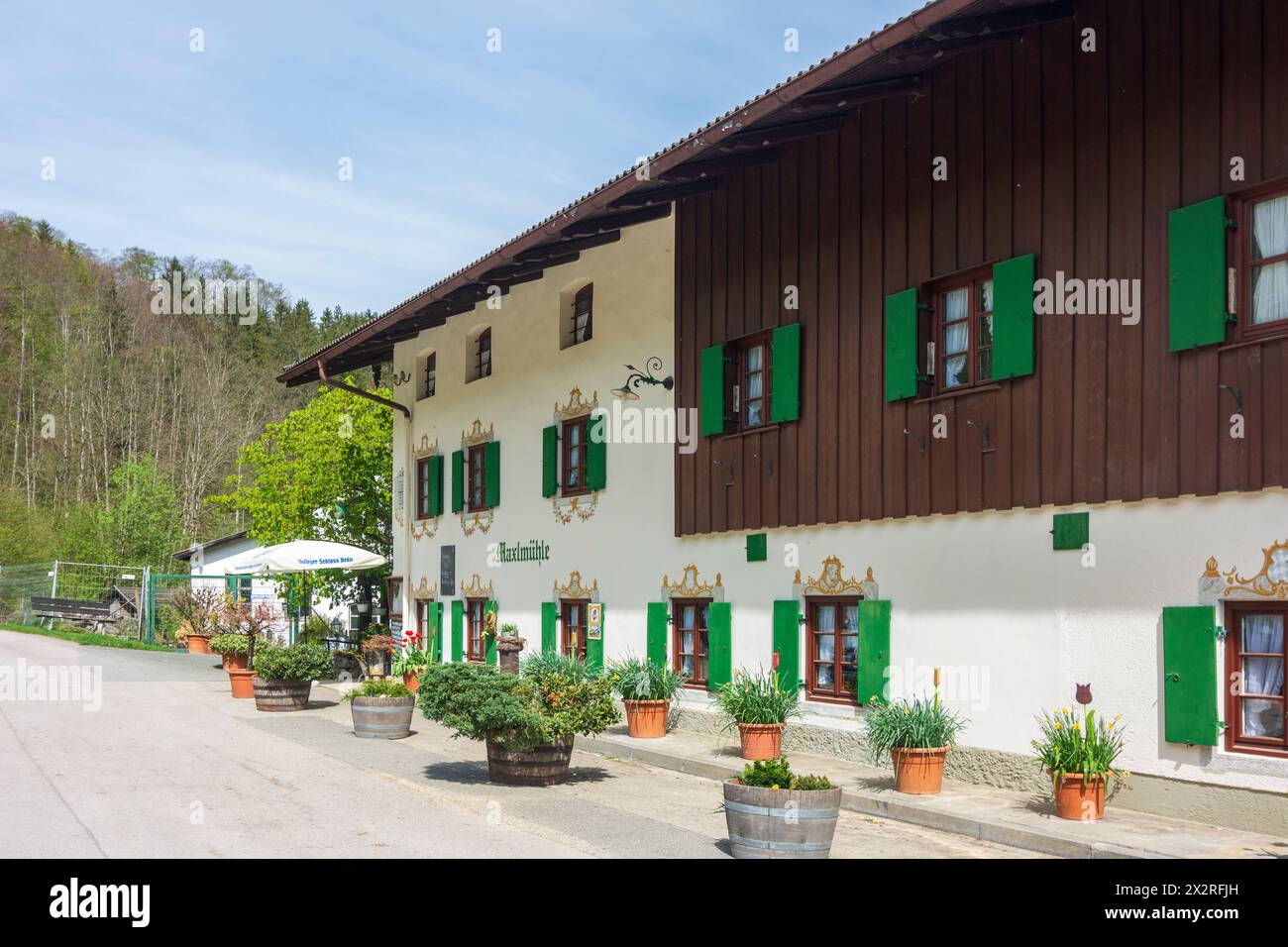 Tal: Restaurant Maxlmühle in Oberbayern, Tegernsee Schliersee, Oberbayern, Bayern, Bayern, Deutschland Stockfoto