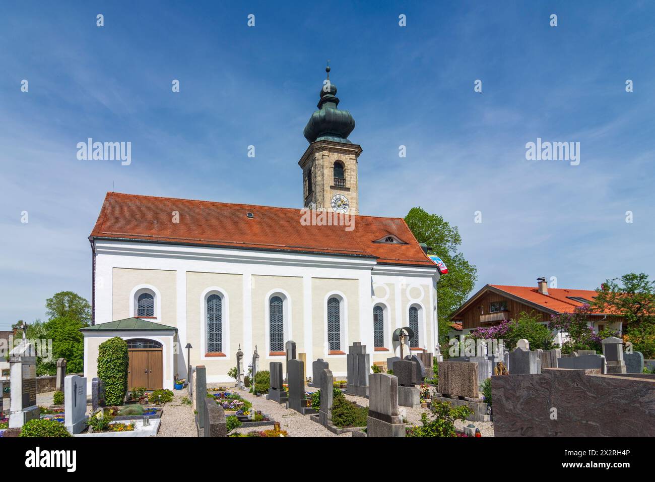 Tal: Kirche Unterdarching in Oberbayern, Tegernsee Schliersee, Oberbayern, Bayern, Bayern, Deutschland Stockfoto