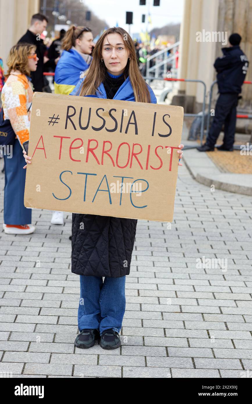 24.02.2024, Berlin, Berlin, Deutschland - DEU - Pro-ukrainische Demonstration ViktoryForPeace verteidigt Frieden. Zum zweiten Jahrestag des russischen Angriffs Stockfoto