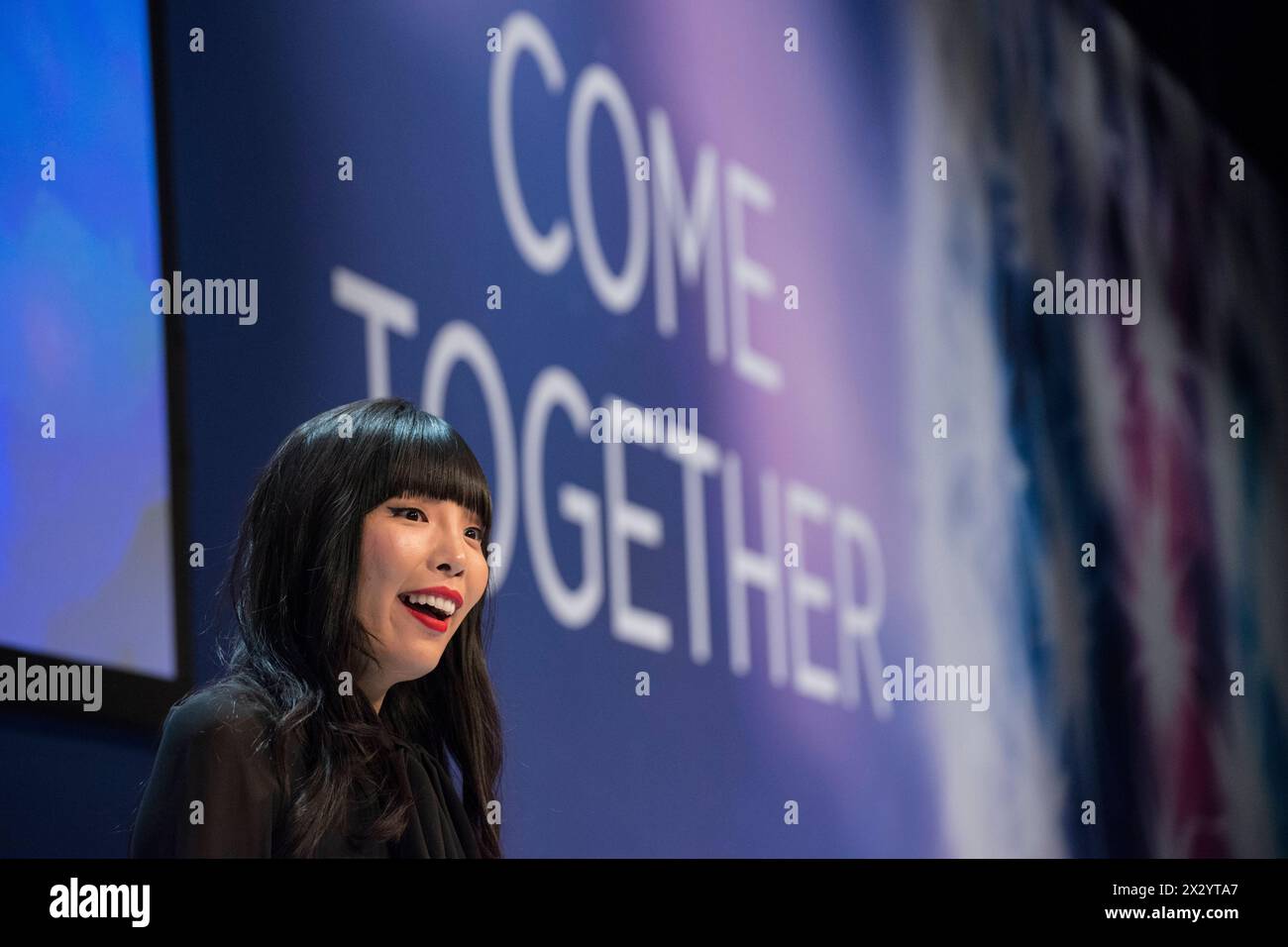 Eurovision Song Contest 2016, Stockholm, Schweden Stockholm, Schweden. 4. Mai 2016. Sänger Dami im aus Australien bei einer Pressekonferenz zum Eurovision Song Contest 2016. Stockholm Globe Arena Schweden *** Eurovision Song Contest 2016, Stockholm, Schweden Stockholm, Schweden 4 Mai 2016 Sänger Dami im aus Australien bei einer Pressekonferenz zum Eurovision Song Contest 2016 Stockholm Globe Arena Schweden Stockfoto