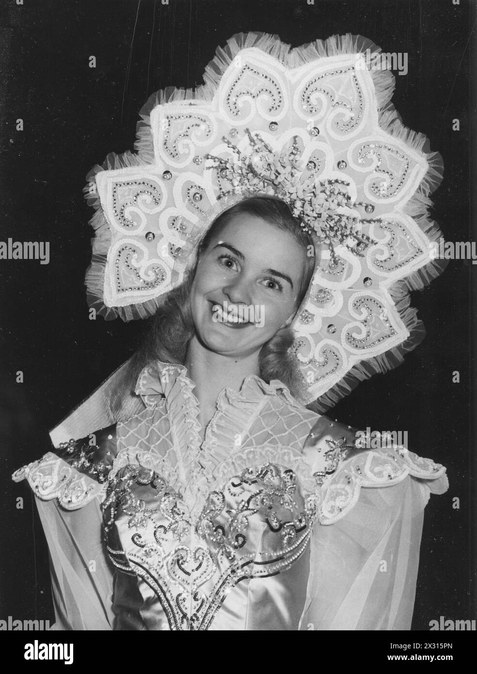 Scott, Barbara Ann, 9.5.1928 - 30.9,2012, kanadische Eiskunstläuferin, Probe der Revue 'Rose Marie', ADDITIONAL-RIGHTS-CLEARANCE-INFO-NOT-AVAILABLE Stockfoto