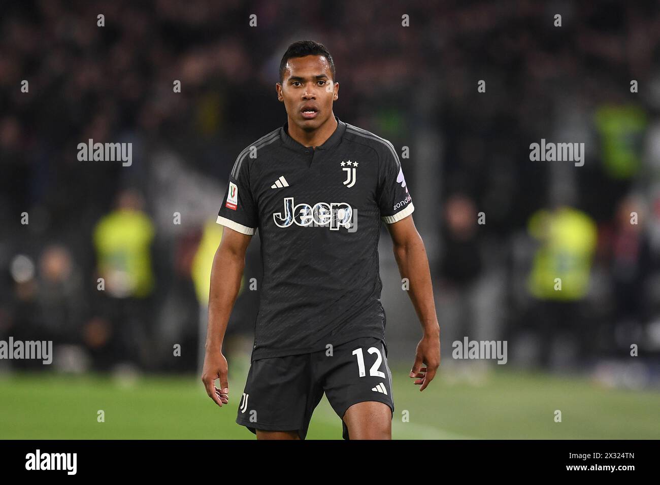 Alex Sandro vom Juventus FC während des Halbfinalspiels zwischen SS Lazio und Juventus FC im Olimpico-Stadion in Rom (Italien), 23. April 2024. Stockfoto