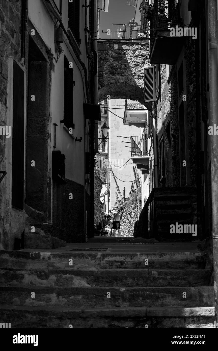 Die Magie der Cinque Terre. Farben der Häuser und des Meeres von ​​Corniglia Stockfoto