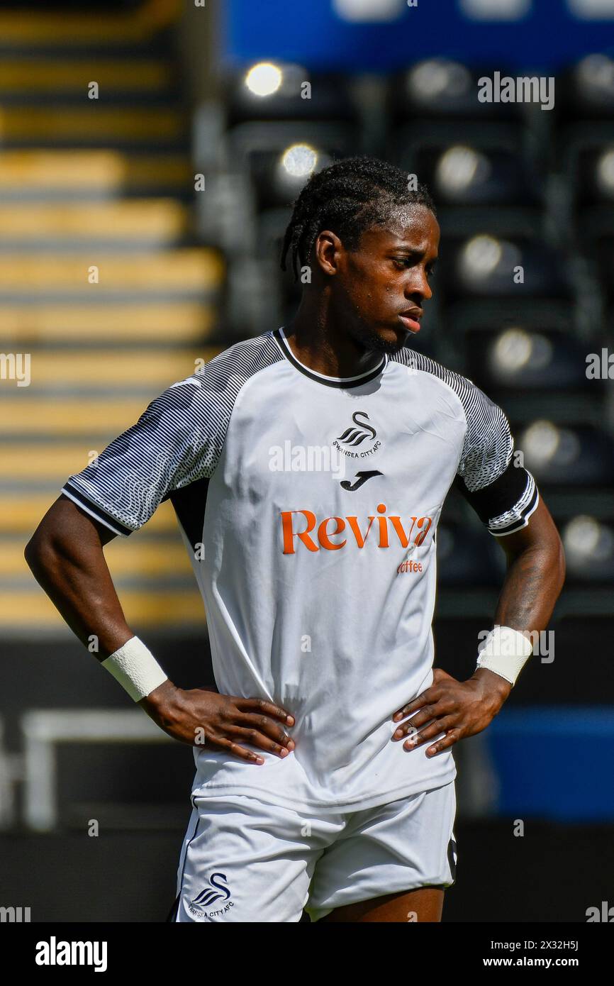 Swansea, Wales. 20. April 2024. Maliq Cadogan aus Swansea City während des U21 Professional Development League-Spiels zwischen Swansea City und Bristol City am 20. April 2024 im Stadion Swansea.com in Swansea, Wales. Quelle: Duncan Thomas/Majestic Media. Stockfoto
