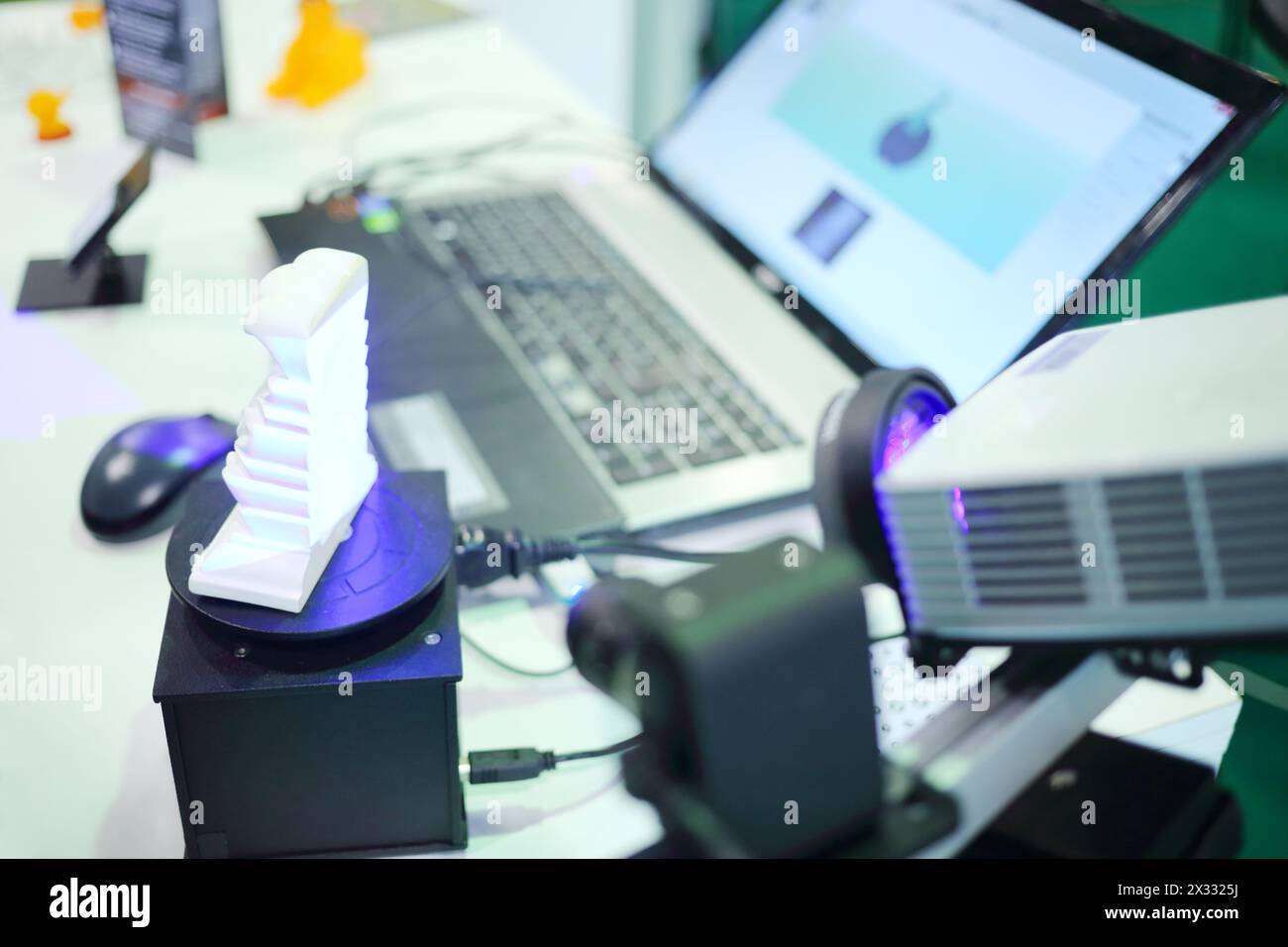 MOSKAU, RUSSLAND - 25. JAN 2014: 3D-Scanner beim Geek Picnic, dem größten europäischen Festival für moderne Technologie, Wissenschaft und Kunst. Stockfoto