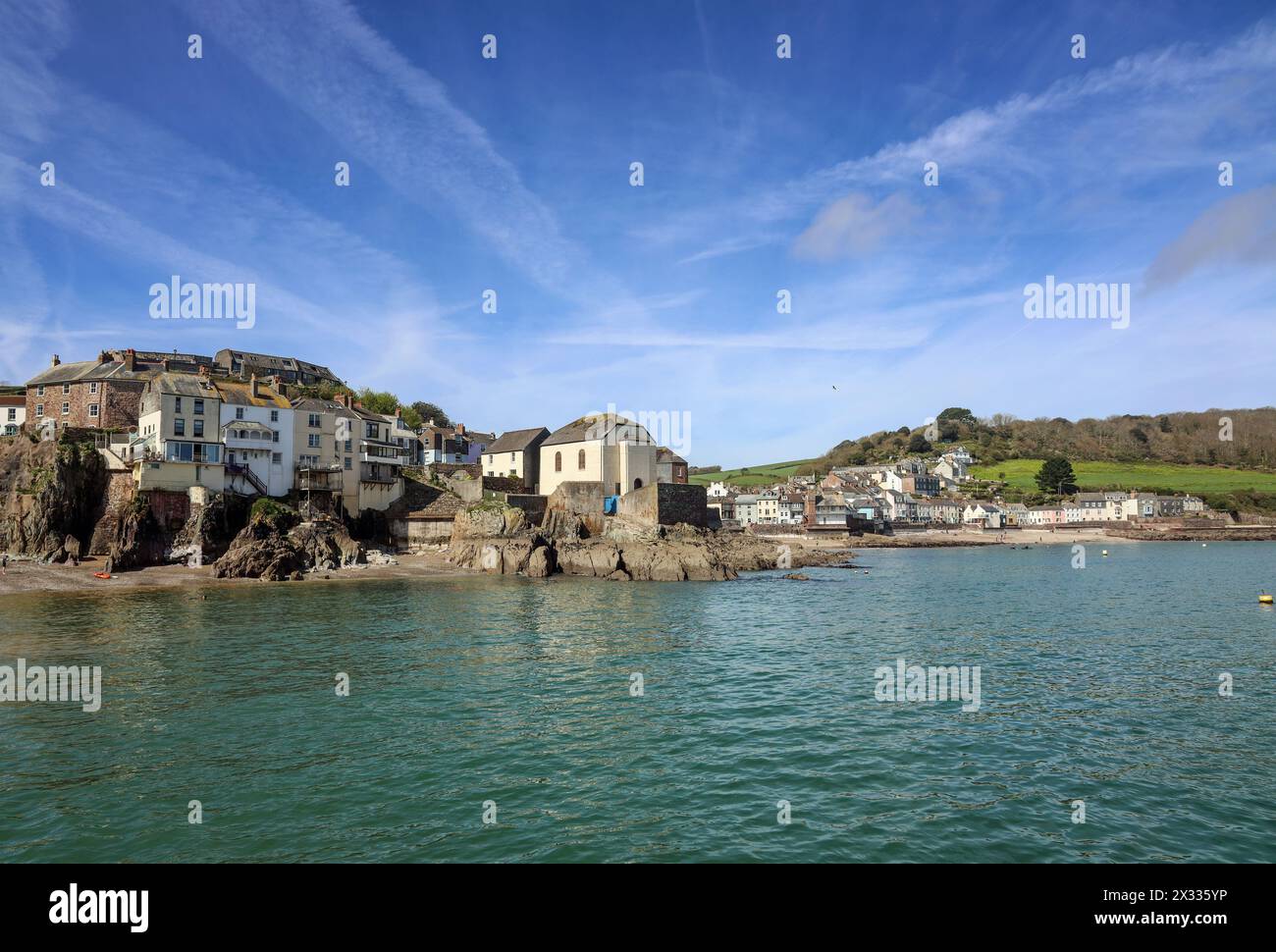 Cawsand und Kingsand von Cawsand Bay im April 2024 Stockfoto