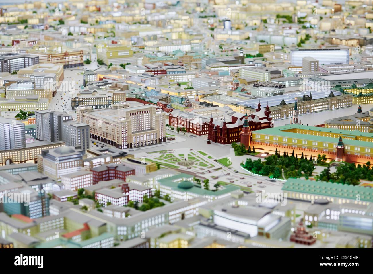 MOSKAU, RUSSLAND - 20. Dezember 2014: Miniatur des Manezhnaja-Platzes und des Kremls auf Moskauer Grundriss bei der VDNKH-Ausstellung. Stockfoto