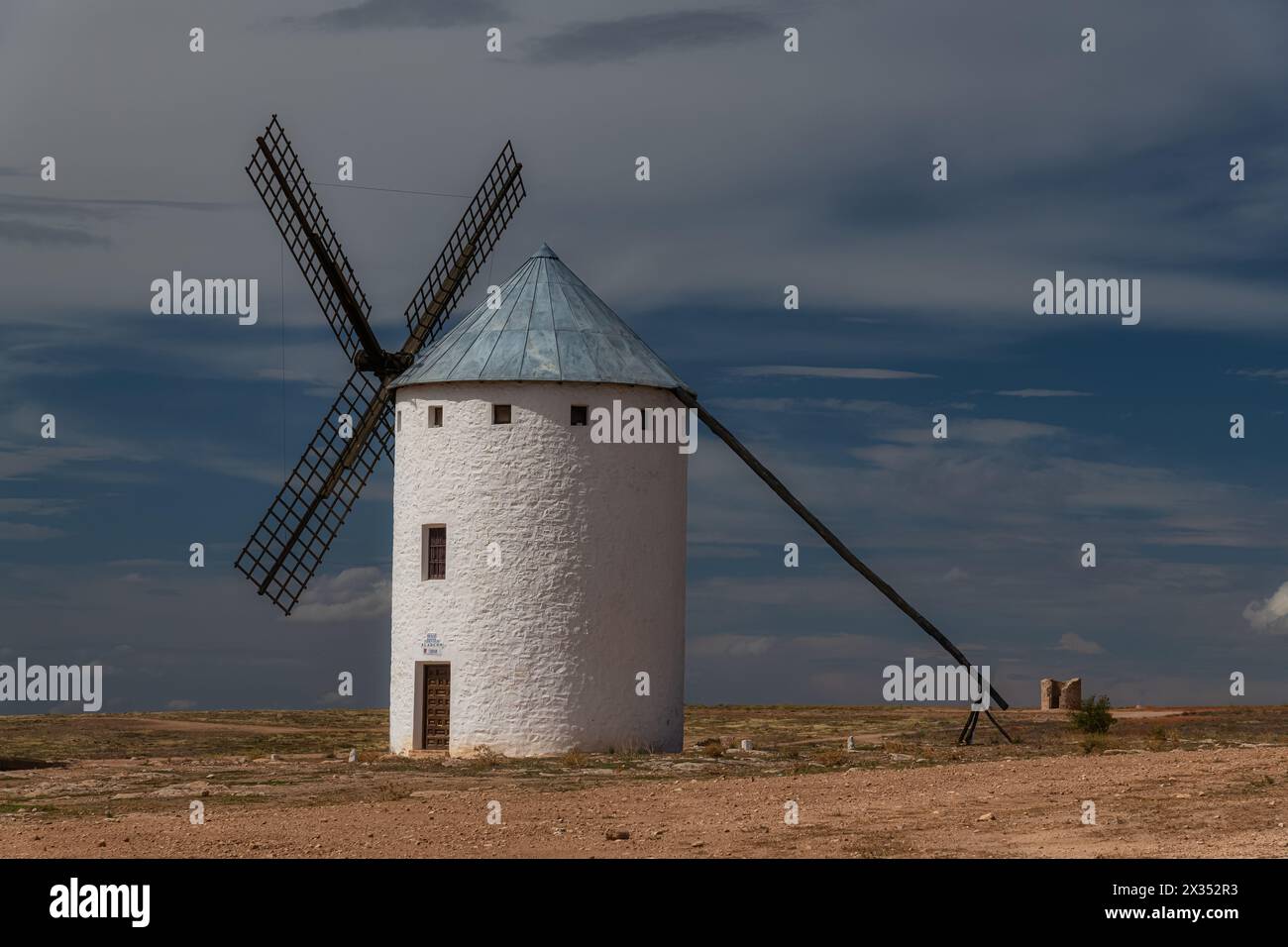 Tierra de Gigantes, Land der Giants. Molinos de Viento situados en la localidad de Campo de Criptana, Ciudad Real, Spanien Stockfoto