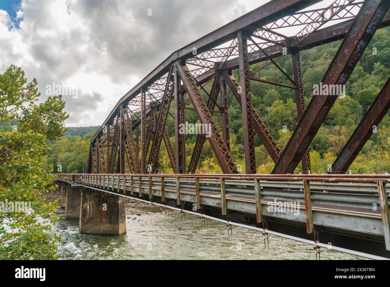 Eisenbahnbrücke in Thurmond im New River Gorge National Park, West Virginia Stockfoto