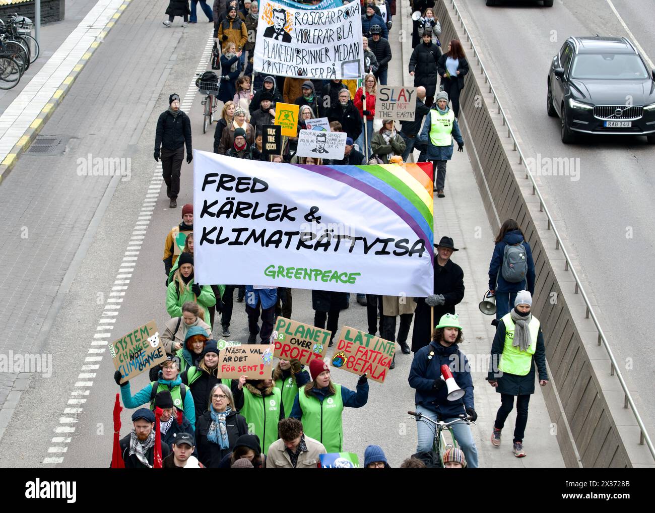 STOCKHOLM, SCHWEDEN - 19. APRIL 2024: Greta Thunberg und Fridays for Future Demonstration in Stockholm. Stockfoto