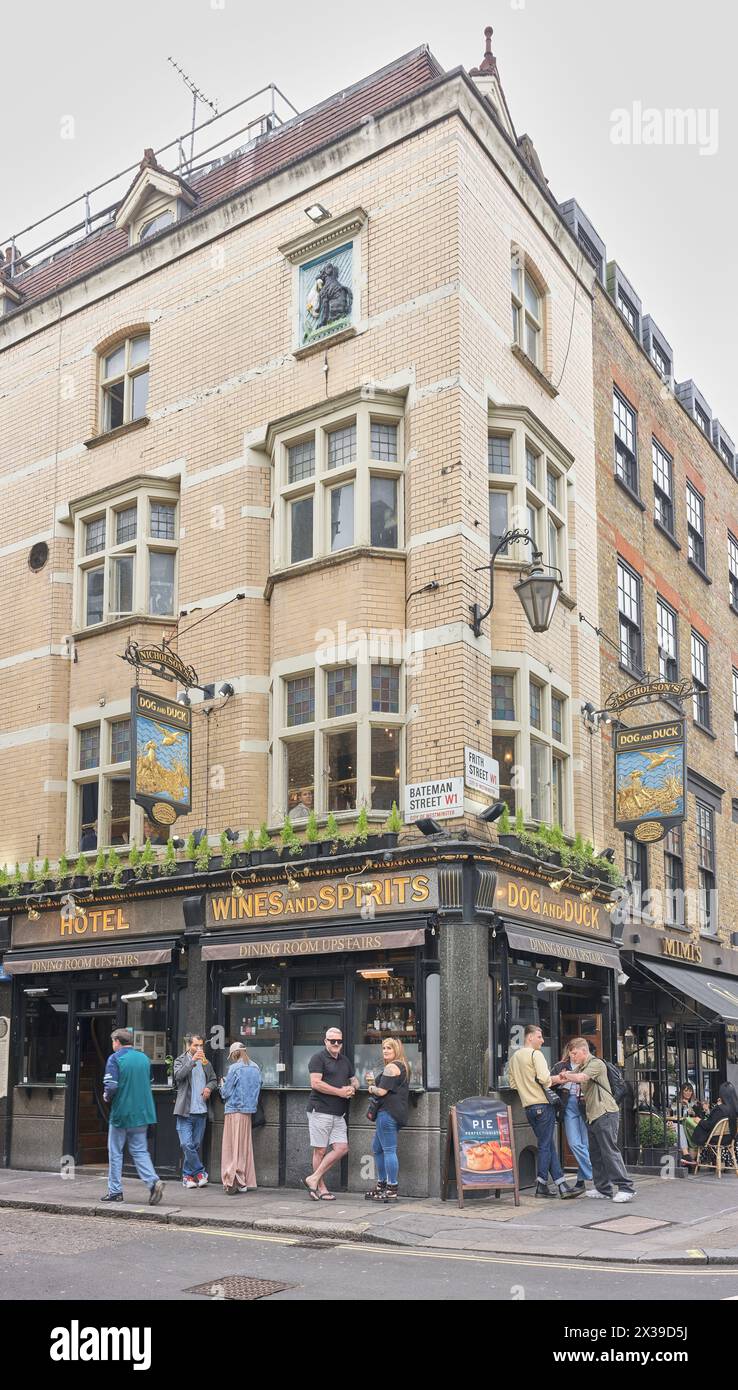 Dog and Duck Hotel, Restaurant und Pub, Soho, London, England. Stockfoto