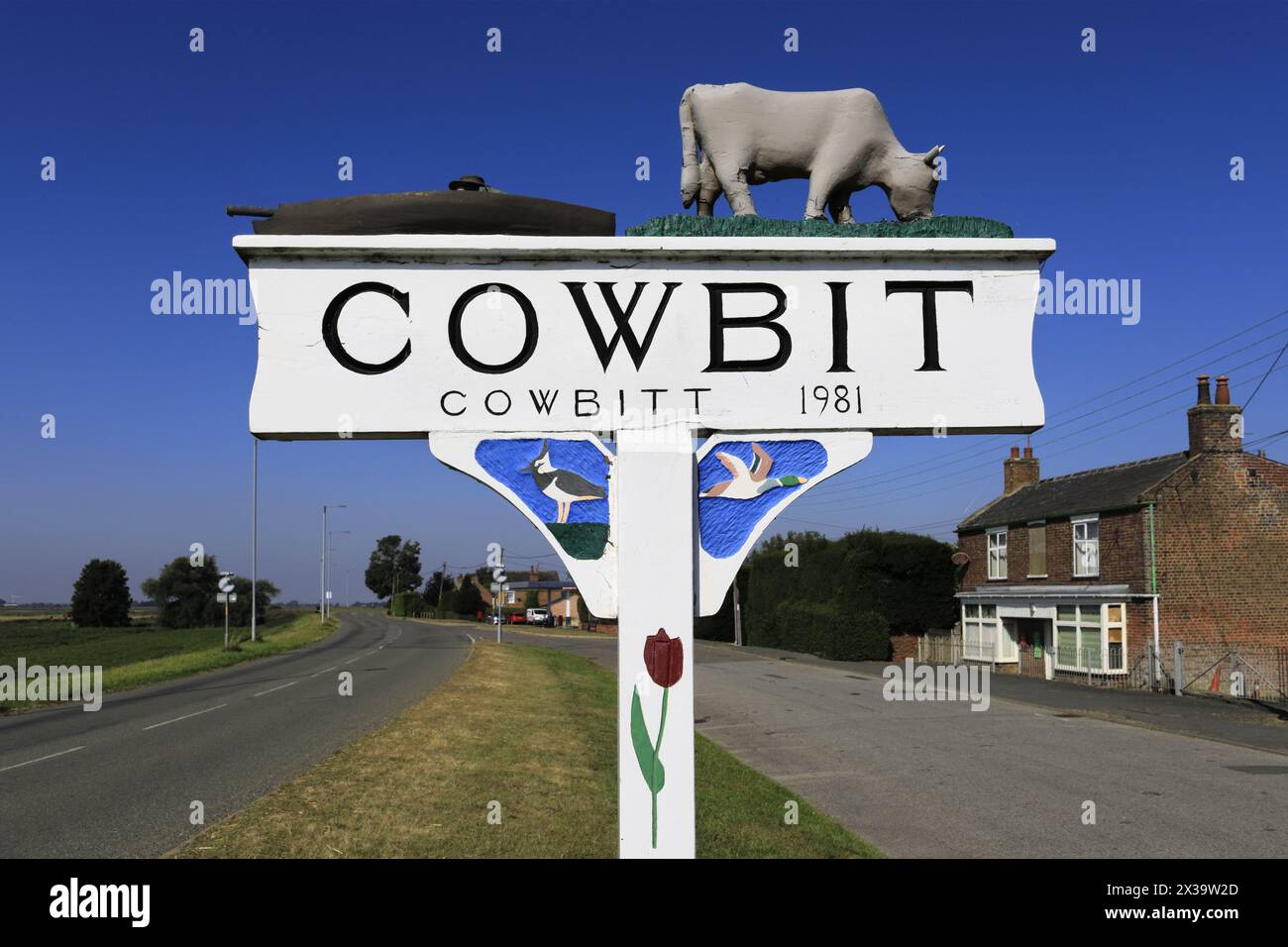 Cowbit Village Schild, Lincolnshire, England Stockfoto