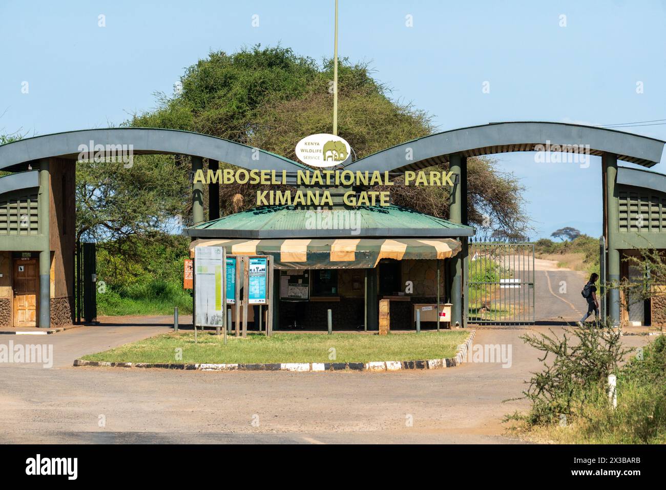 Das Tor zum Amboseli-Nationalpark, Kenia. Februar 2024. Stockfoto