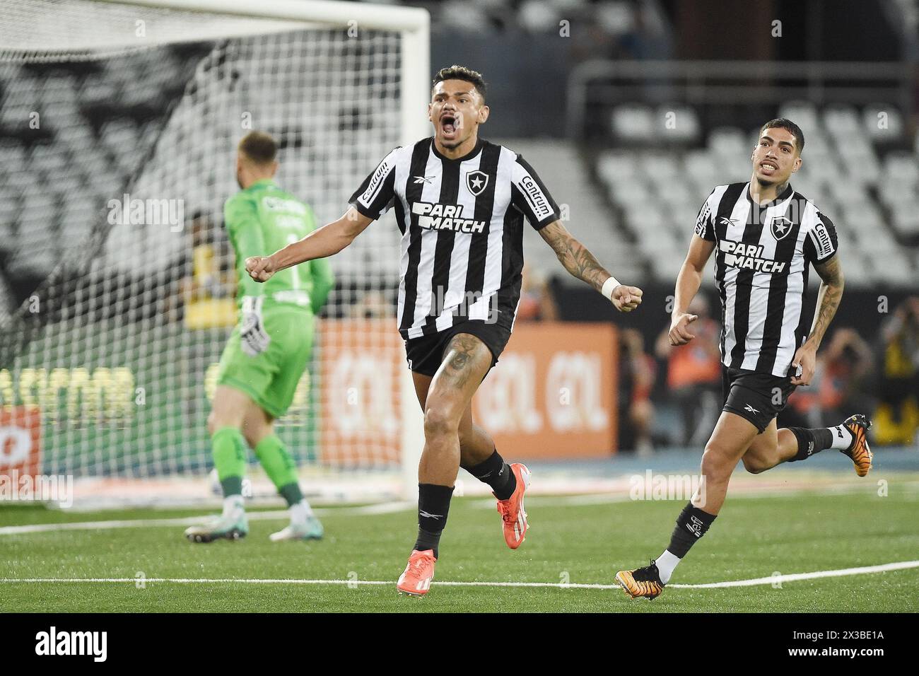 Rio de Janeiro, Brasilien, 21. April 2024, Botafogo-Fußballspieler Tiquinho Soares, während eines brasilianischen Meisterschaftsspiels zwischen Botafogo und Juventude AT Stockfoto