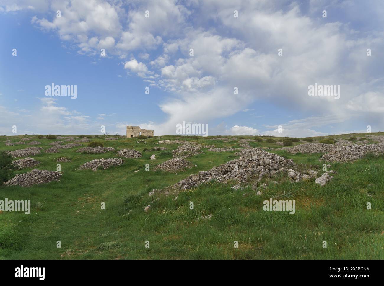 Das römische Theater von Acinipo, Teil der archäologischen Stätte der antiken Stadt Acinipo in der Serrania de Ronda, Provinz Malaga, Andalusien Stockfoto