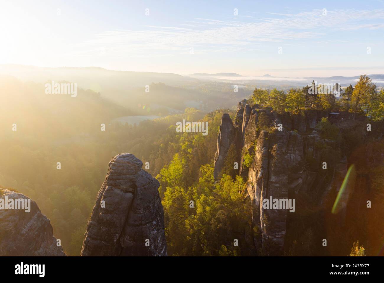 Sonnenaufgang in der Sächsischen Schweiz, Rathen, Sachsen, Deutschland, Europa Stockfoto