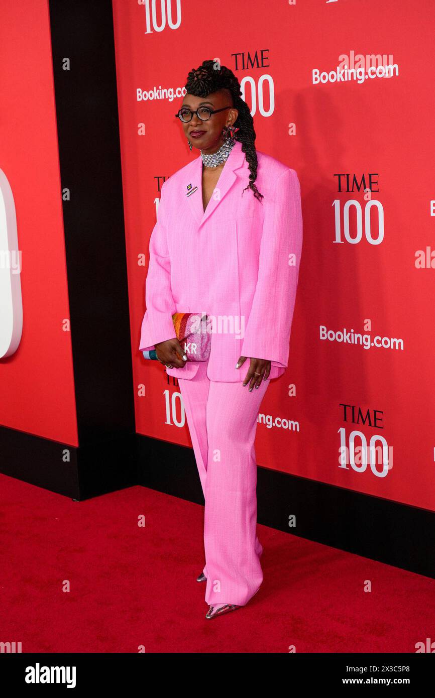 New York, Usa. April 2024. Kelley J. Robinson nimmt an der Time 100 Gala zu Ehren der 100 einflussreichsten Menschen der Welt Teil, die am Donnerstag, 25. April 2024 in der Frederick P. Rose Hall, Home of Jazz im Lincoln Center in New York City stattfindet. Quelle: Jennifer Graylock/Alamy Live News Stockfoto