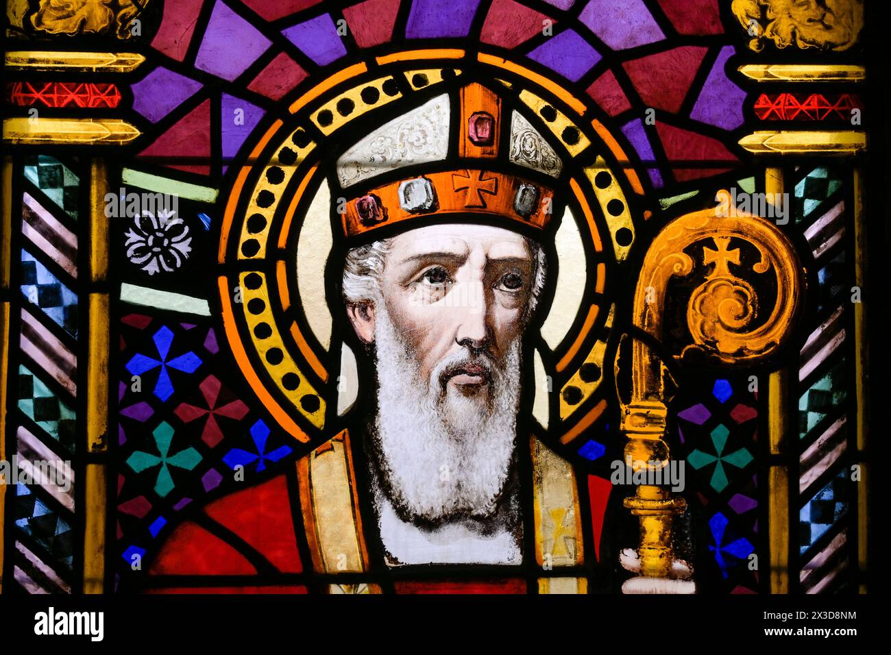 Heiliger Paulus, Bleiglasfenster, Kathedrale, Catedral de la Santa Creu i Santa Eulalia, Barcelona, Katalonien, Spanien Stockfoto