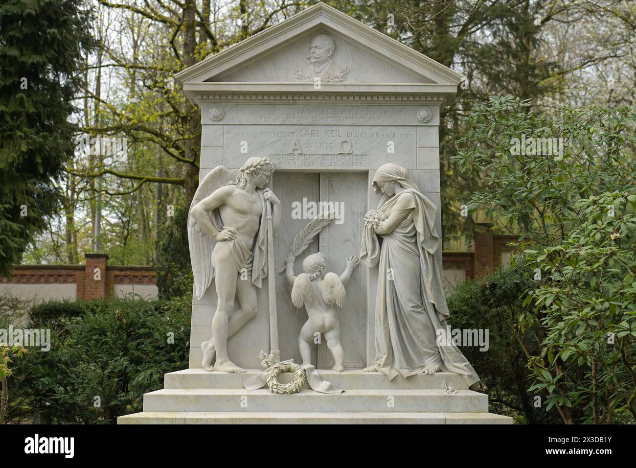 Grabmal Christian Schlichter, Carl Keil, Agnes Keil-Schlichter, Nordfriedhof, Wiesbaden, Hessen, Deutschland Stockfoto